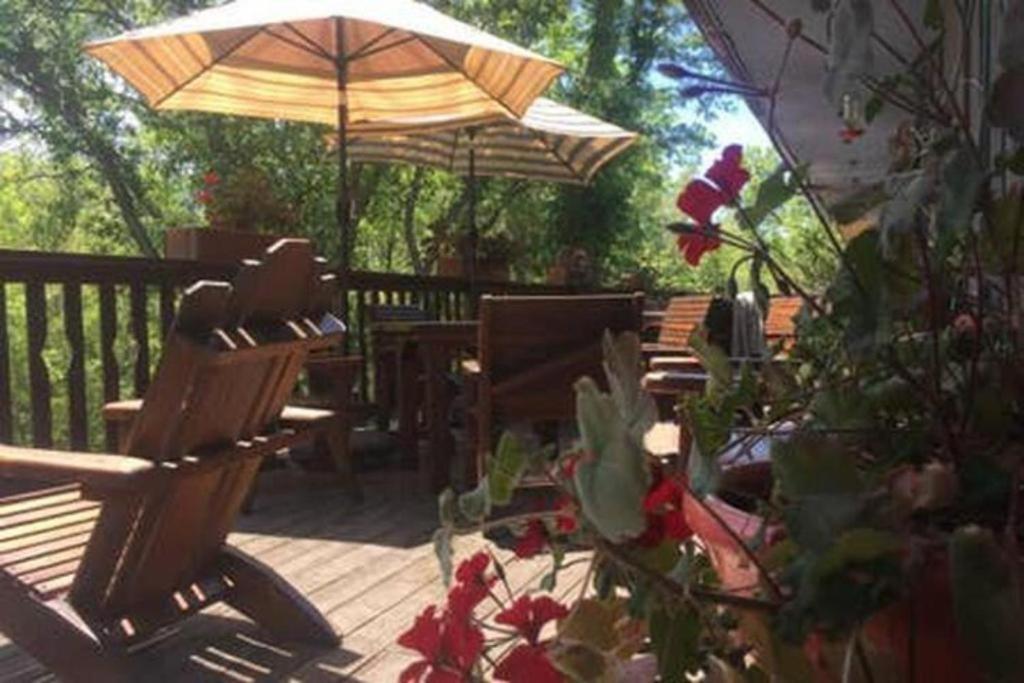 Country Sunshine Bed And Breakfast Hermosa Exterior photo