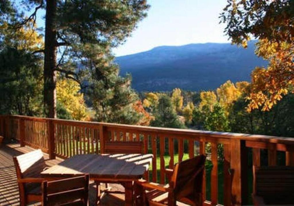 Country Sunshine Bed And Breakfast Hermosa Exterior photo