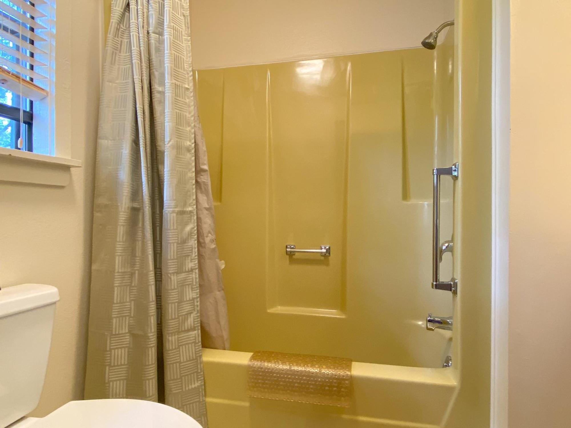 Country Sunshine Bed And Breakfast Hermosa Room photo